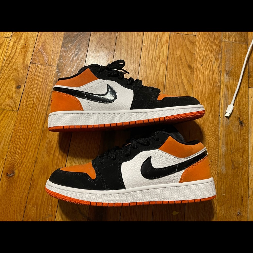 Nike Air Jordan 1 Low Shattered Backboard
